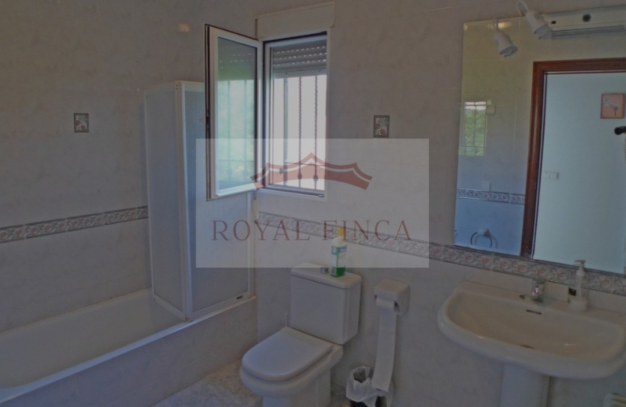 Resale - Chalet -
Beniarbeig