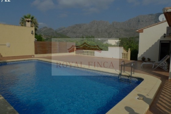 Resale - Chalet -
Beniarbeig