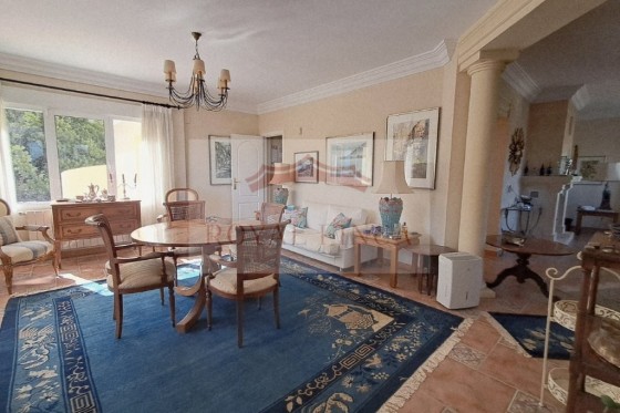 Sale - Chalet -
Pedreguer