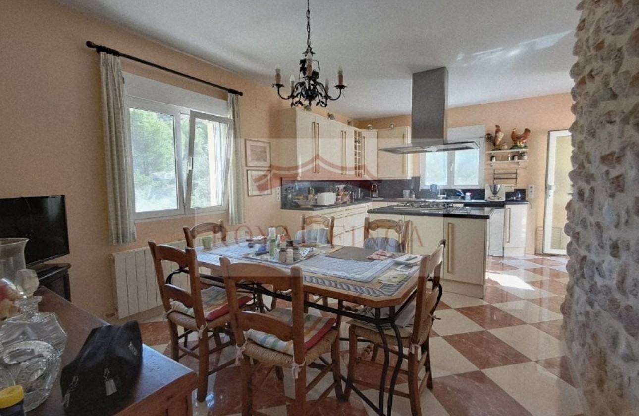 Sale - Chalet -
Pedreguer