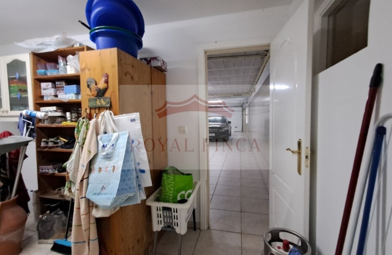 Sale - Chalet -
Pedreguer