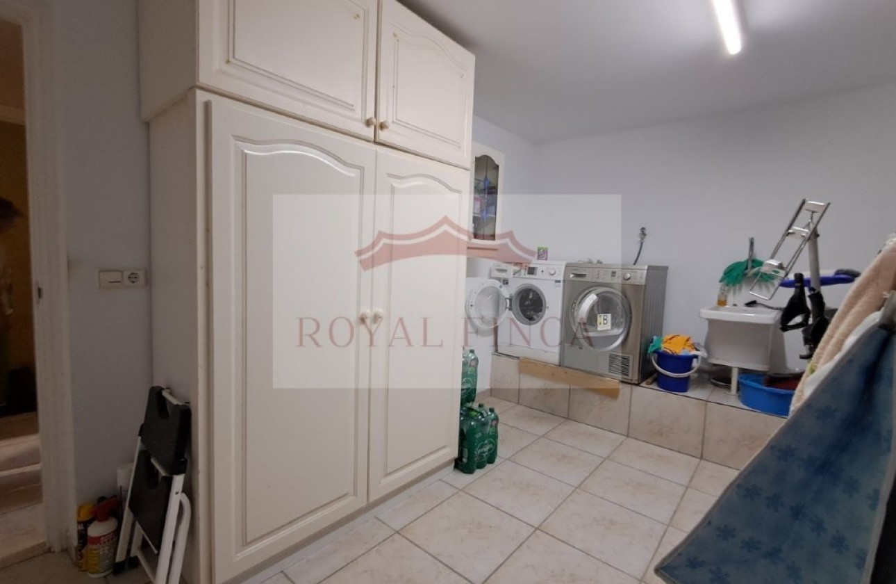 Sale - Chalet -
Pedreguer