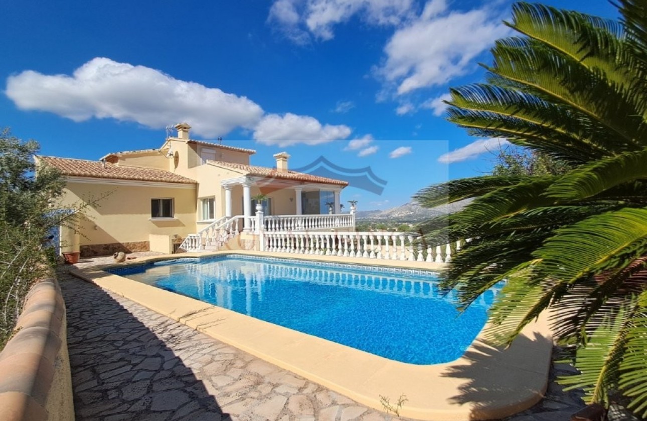 Sale - Chalet -
Pedreguer