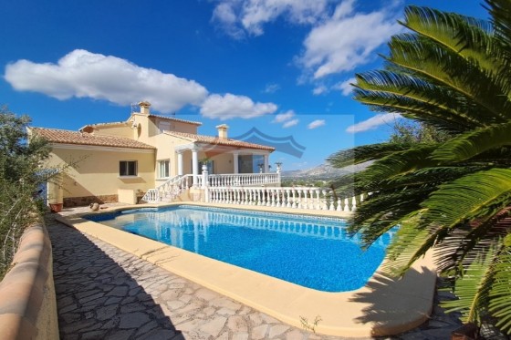 Sale - Chalet -
Pedreguer