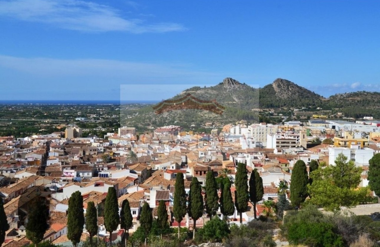 Sale - Chalet -
Pedreguer