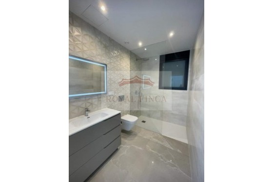 Venta - Chalet -
Orba