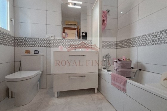 Revente - Maison de ville -
Els Poblets