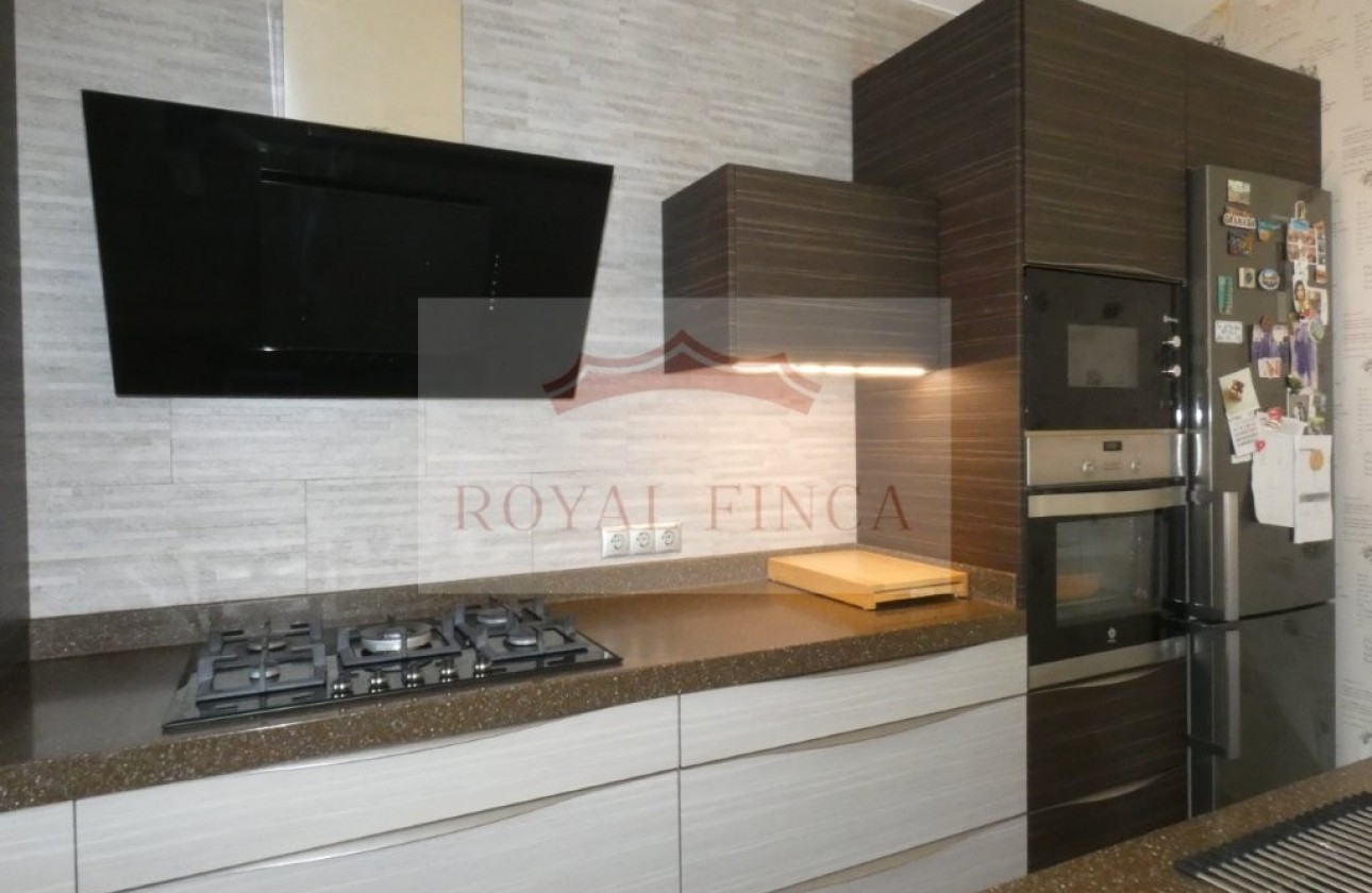 Sale - Chalet -
Denia - Center