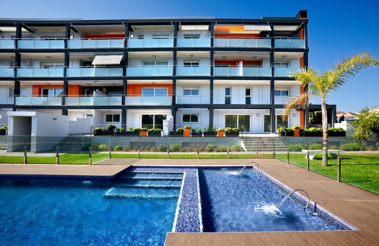 Sale - Apartment / flat -
Denia - Center