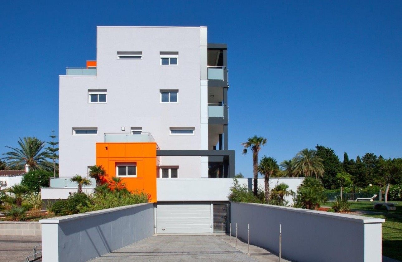 Sale - Apartment / flat -
Denia - Center