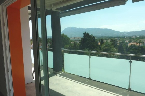 Sale - Apartment / flat -
Denia - Center