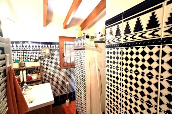 Sale - Villa / Semi semi-detached -
Denia - Devesses - Monte Pego