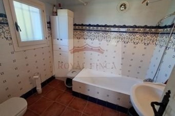 Sale - Villa / Semi semi-detached -
Denia - Devesses - Monte Pego