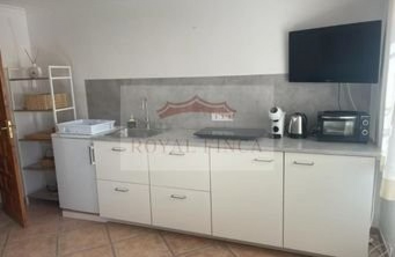 Sale - Villa / Semi semi-detached -
Denia - Devesses - Monte Pego