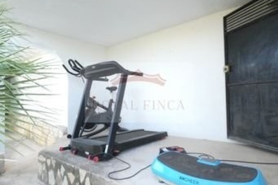 Sale - Villa / Semi semi-detached -
Denia - Devesses - Monte Pego