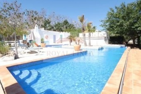 Sale - Villa / Semi semi-detached -
Denia - Devesses - Monte Pego