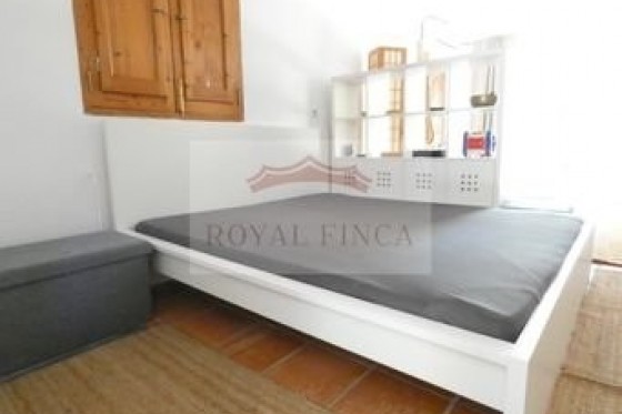 Sale - Villa / Semi semi-detached -
Denia - Devesses - Monte Pego