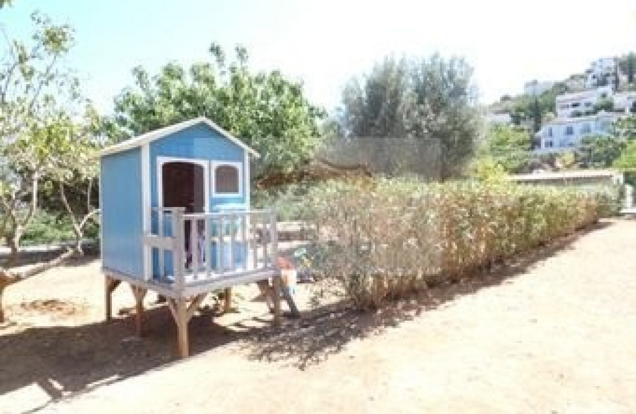 Sale - Villa / Semi semi-detached -
Denia - Devesses - Monte Pego