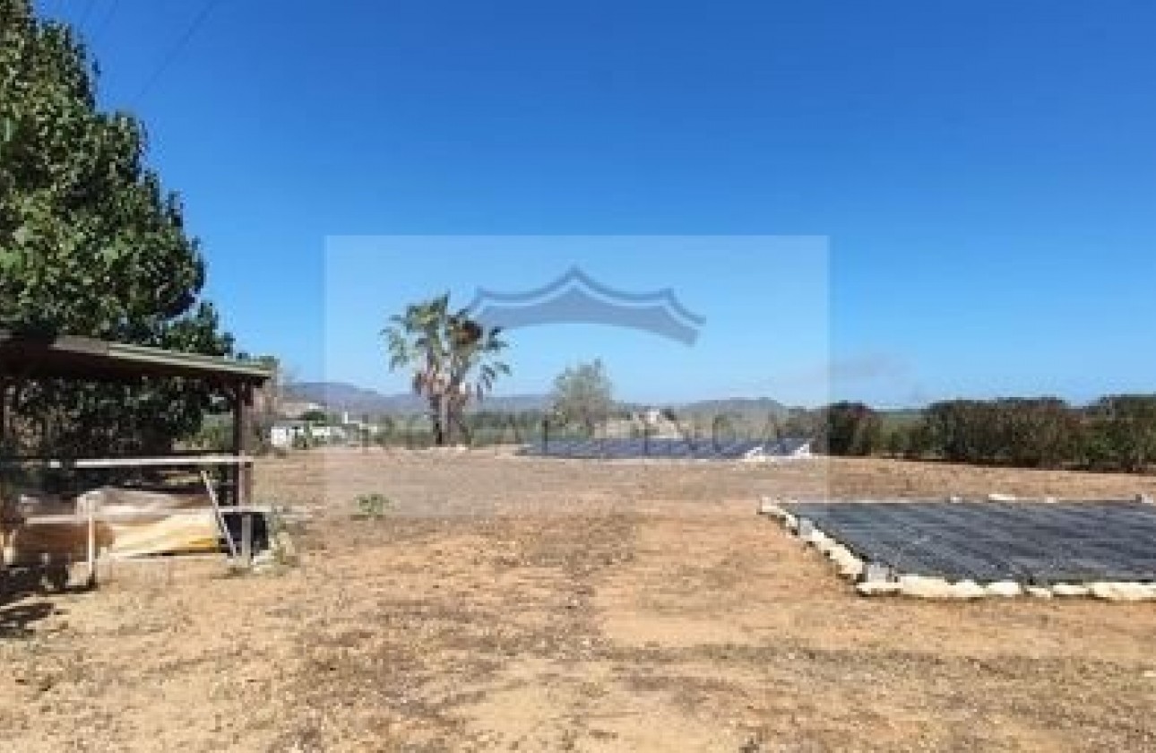 Sale - Villa / Semi semi-detached -
Denia - Devesses - Monte Pego