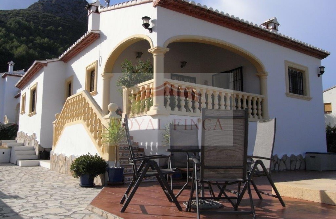 Venta - Chalet -
Orba