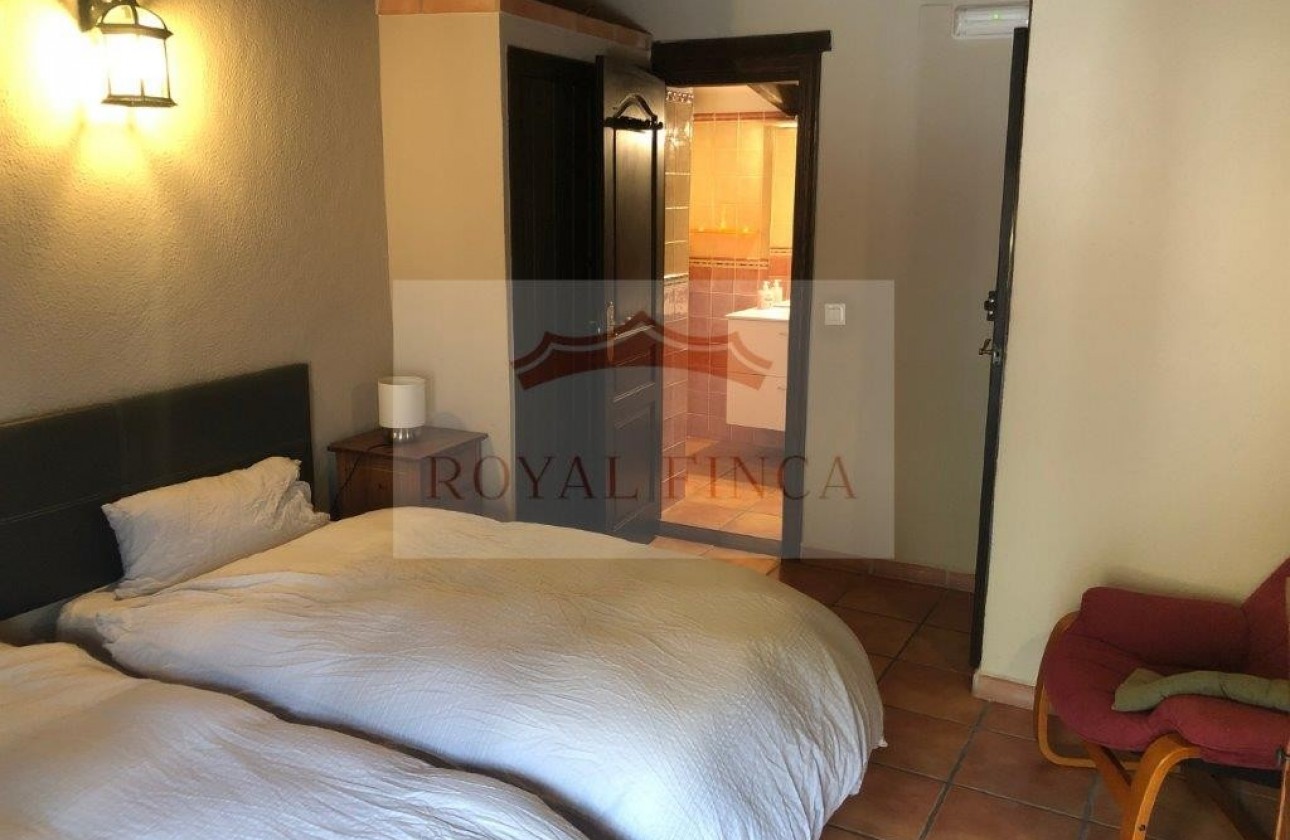 Sale - Townhouse -
Jalón